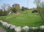 平岸高台公園 930m