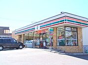 セブンイレブン札幌澄川5条店 199m