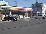 セブンイレブン北広島朝日町店 564m