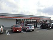 セイコーマート 福住中央通店 586m