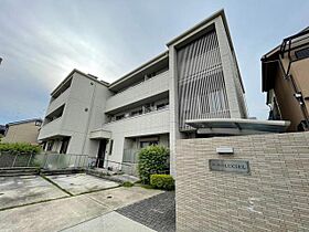 シャーメゾンルシエル  ｜ 大阪府豊中市螢池南町２丁目（賃貸アパート1LDK・2階・40.00㎡） その1