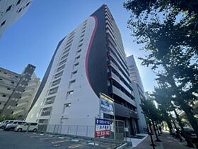 大阪府大阪市淀川区東三国２丁目32番11号（賃貸マンション1K・13階・24.07㎡） その1