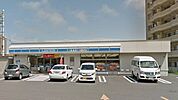 ローソン札幌平岸8条十三丁目店 223m