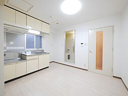 札幌市営南北線 幌平橋駅 徒歩11分の賃貸マンション 5階1DKのリビング/ダイニング