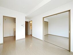 札幌市営東西線 西11丁目駅 徒歩13分の賃貸マンション 7階1LDKのリビング/ダイニング