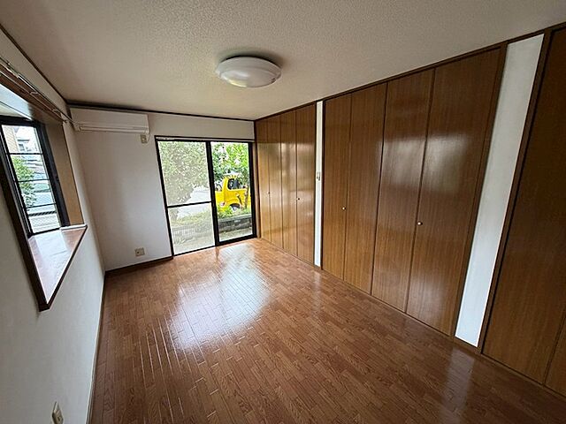 寝室