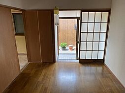 居間