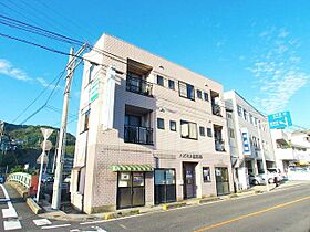 ハピネス桜馬場  ｜ 長崎県佐世保市日宇町（賃貸マンション1R・3階・26.13㎡） その1