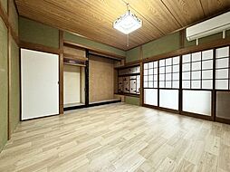 居間