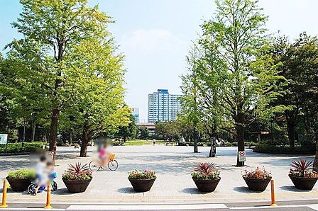 浜町公園 徒歩16分。 1240m