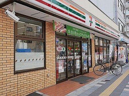 セブンイレブン墨田タワービュー通り店 徒歩3分。 220m
