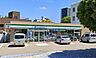 周辺：ファミリーマート高岡末広町店 徒歩6分。 500m
