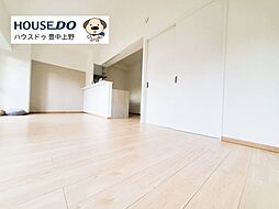 居間