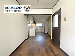 居間