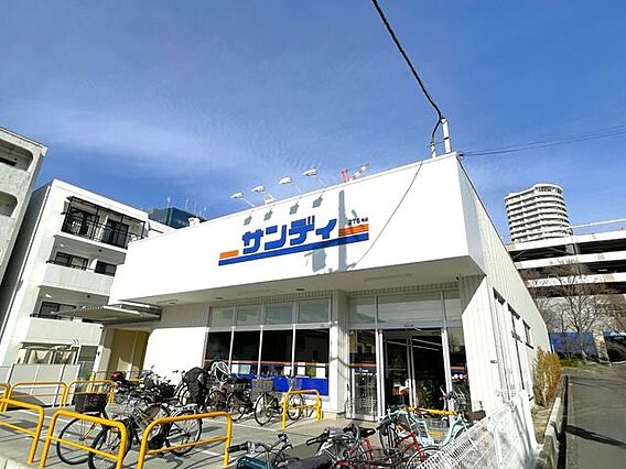 サンディ 箕面...
