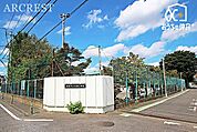 新座市立石神小学校 徒歩4分。い　いつも元気にのびのびと　し　主体的に考え学び　が　ガッツあふれる　み　魅力ある学校に 250m
