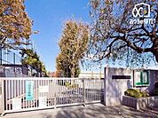 大泉桜学園　練馬区立大泉学園桜中学校 徒歩15分。平成23年、小中一貫校として開校。中学校の生徒数は202人(令和5年5月時点) 教育目標「桜学精神」 1160m