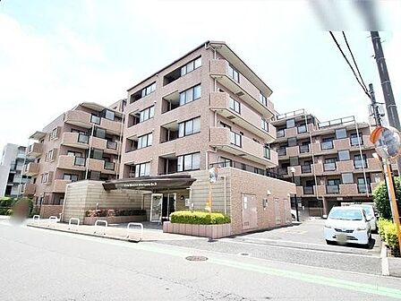 西武池袋線「ひばりヶ丘」駅徒歩12分！～通勤通学にも便利な好立地～3階南向き！眺望・通風・陽当たり良好～新規内装リノベーション実施！～日々の暮らしをサポートする商業施設が徒歩圏内に充実！