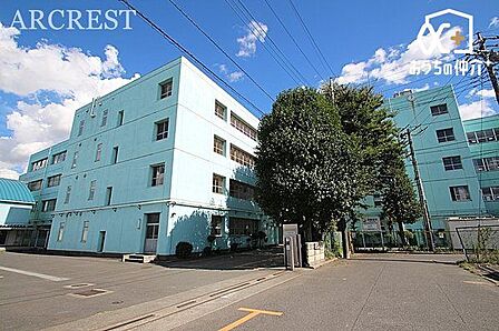 新座市立第五中学校 徒歩15分。三つの目標「明朗・清潔・信頼」 あいさついっぱい　花いっぱい　笑顔あふれる　さわやか五中 1190m