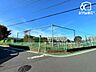 周辺：所沢市立若狭小学校 徒歩2分。 90m