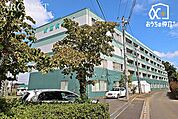 医療法人社団青葉会新座病院 徒歩9分。外来診療に加え入院診療の治療「一般病棟」、リハビリ専門の「回復期リハビリテーション病棟」が存在する頼れる病院です。 710m