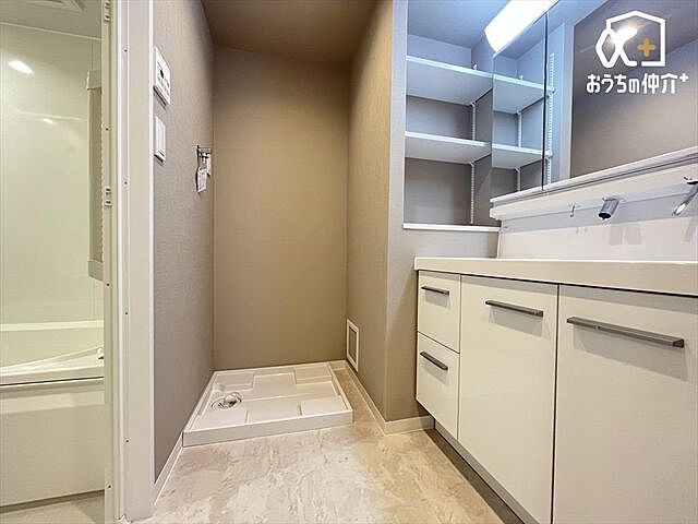 洗面 アーベイン鶴瀬ヴェルディ 4階/-