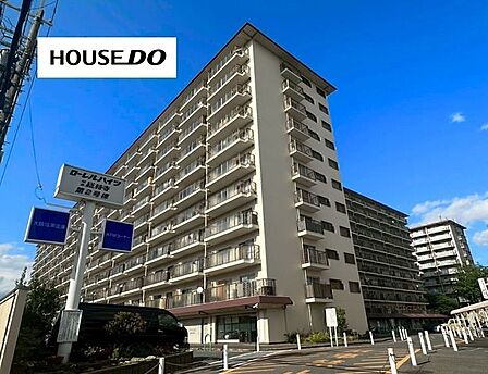 向かいには西河原公園が、敷地内にもローレルハイツ2号棟公園がございます◎MEGAドンキホーテが徒歩圏内でお買い物にも便利な立地です♪
