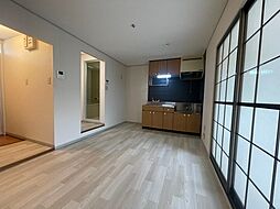 居間