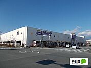 スーパー「業務スーパーエスポット富士店まで858m」