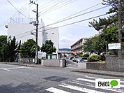 中学校「富士宮市立富士宮第二中学校まで723m」