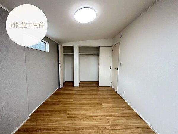 寝室を拡大表示