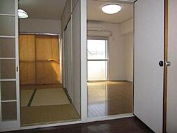 居間