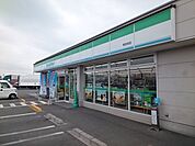 ファミリーマート南吉田店 350m