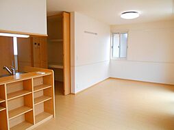 ウィット土居田町 2階1LDKのリビング/ダイニング