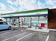 ファミリーマート磯河内店 850m