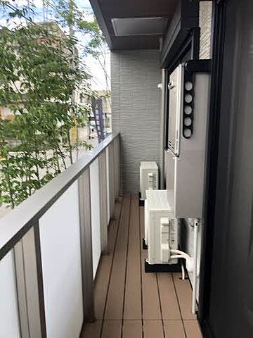 バルコニー