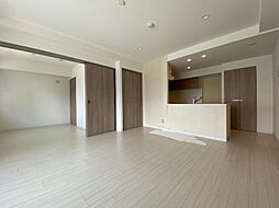 札幌市営東西線 西18丁目駅 徒歩1分の賃貸マンション 5階2LDKのリビング/ダイニング