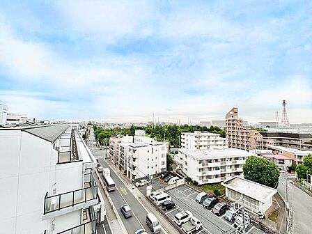 内装「無料オンライン相談」受付中!太陽の恵みを感じるぬくもりあふれる空間。