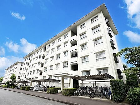 外観「無料オンライン相談」受付中！ゆとりが笑顔を生む心地よい生活