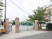 小学校 800m 北区立桐ケ丘郷小学校