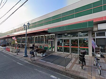 スーパー 300m コモディイイダ中村橋店