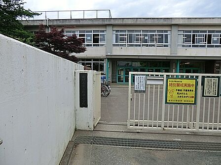 小学校 650m 東村山市立秋津小学校