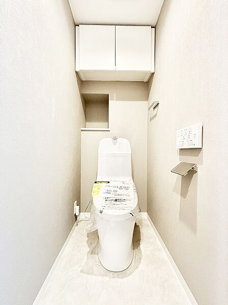 トイレは温水洗浄機能付き