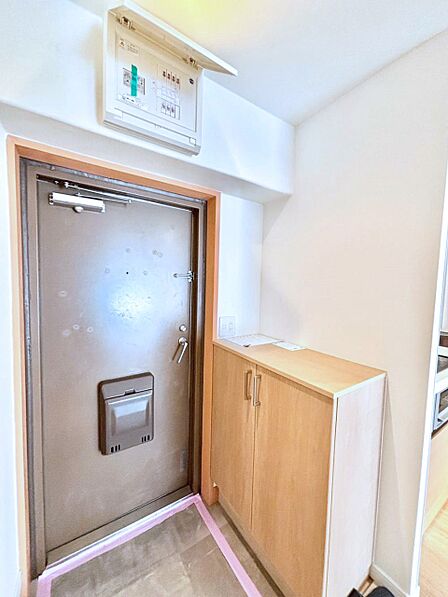 内装「無料オンライン相談」受付中!家族の帰宅やお客様をあたたかく迎える玄関