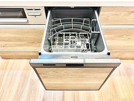 面倒なお片づけは食洗機にお任せ!家事の負担が減って、時間にも気持ちにもゆとりができます。
