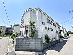 ビルトインガレージ!緑豊かで落ち着いた住環境と開放感ある角地