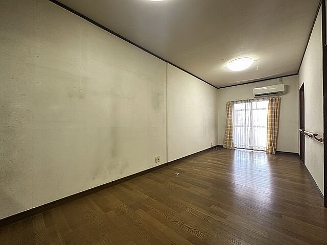 リビング/ダイニング 東大阪市岩田町5丁目17-22