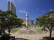 地行中央公園 徒歩9分。 700m