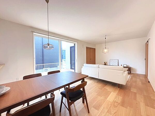 リビング/ダイニング