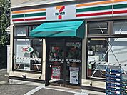 セブンイレブン専修大学生田校舎店 350m